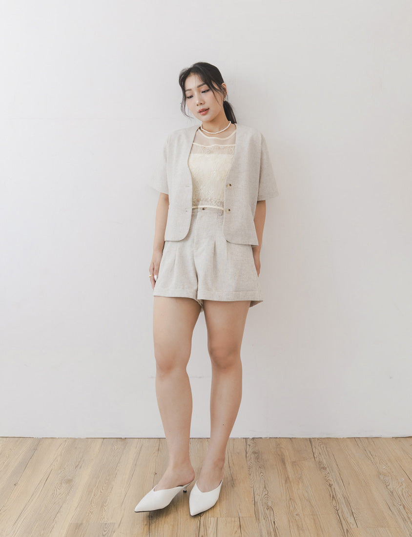 MISS. Wrinkle-Resistant Skin-Friendly Linen Cuffed Plus Size Shorts