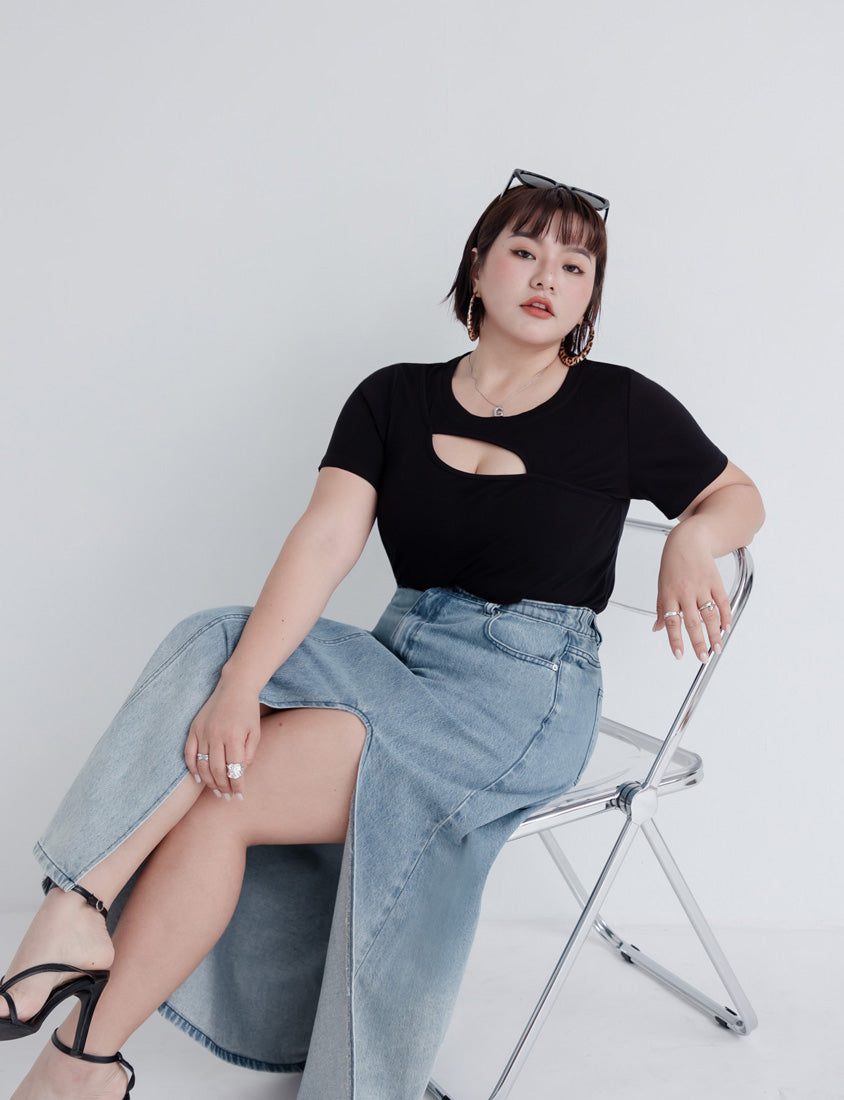 MUA! Sexy Cut-out Ribbed Plus Size Top