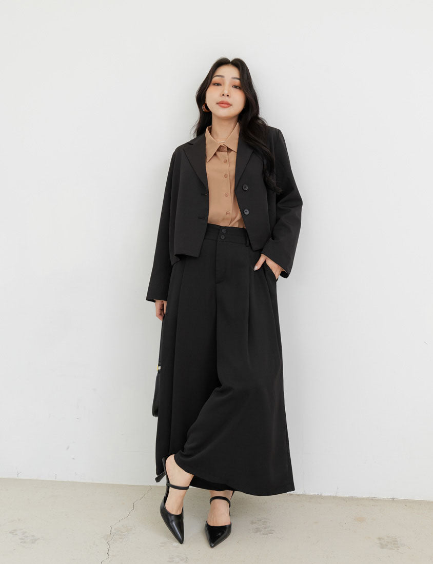 MISS. Wrinkle-Resistant High Waist A-Line Plus Size Tailored Wide Pants