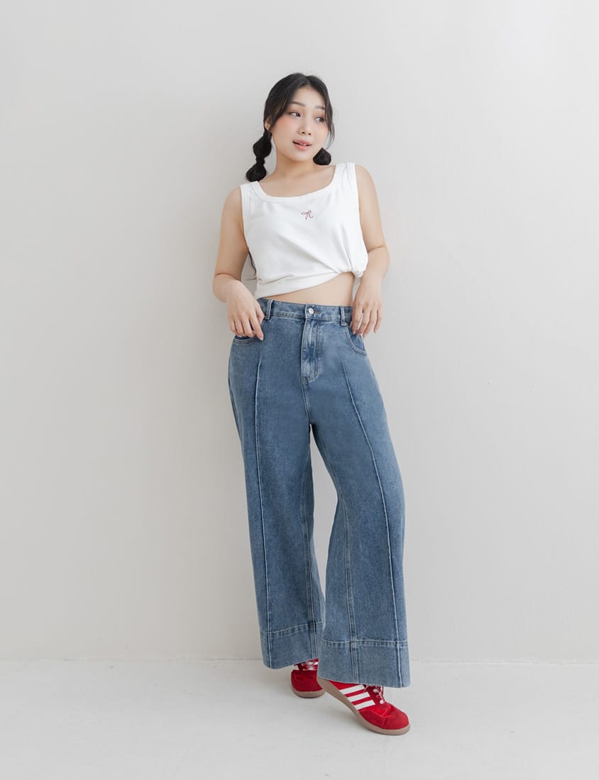 3D Seamed Plus Size Wide Straight Leg Jeans