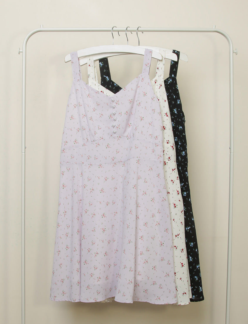 Adjustable Pearl Button Floral Plus-Size Mini Dress