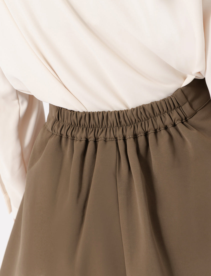 MISS. Pear-Shaped Friendly! Perfect Fit Tailored High Waist Pleated Plus Size Skirt