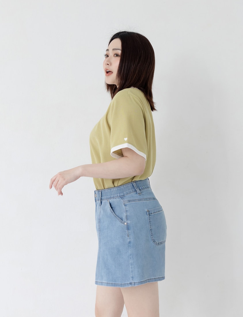 Colorblock Waffle Heart Embroidery Plus Size Top
