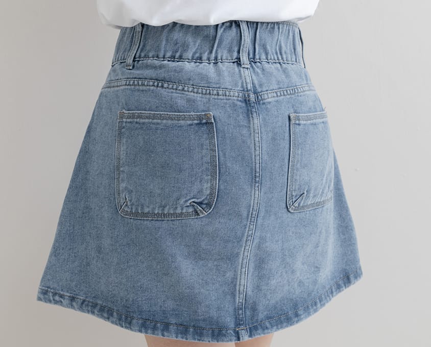 Waist-Cinching A-Line Plus Size Denim Skirt (With Shorts)