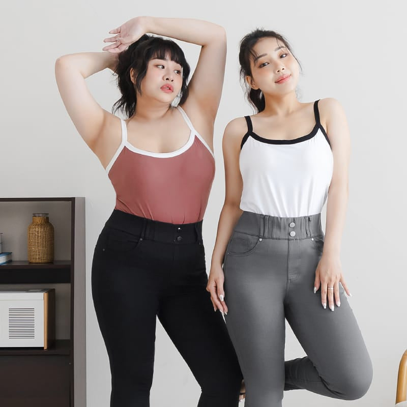 Pobra. COOL PRO+ Contrast Piping Plus Size Padded Tank Top
