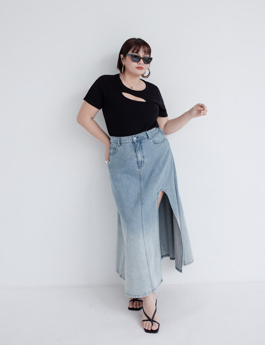 MUA! Sexy Cut-out Ribbed Plus Size Top