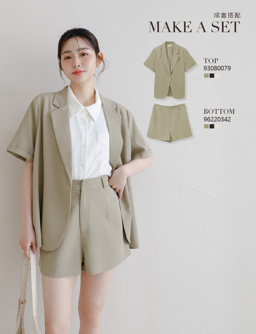 MISS. Elegant Back Elastic Waist Plus Size Tailored Shorts