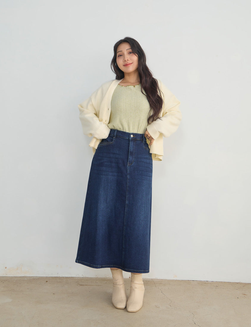 Pear-Shaped Friendly! Perfect Fit Back Slit Plus Size Denim Maxi Skirt