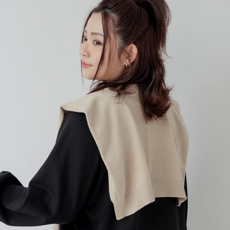 Versatile Multi-Color Knit Shawl