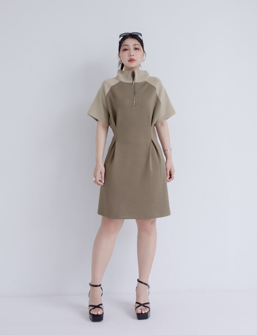 MUA! Space Cotton Color-Block Stand Collar Plus Size Short Sleeve Mini Dress