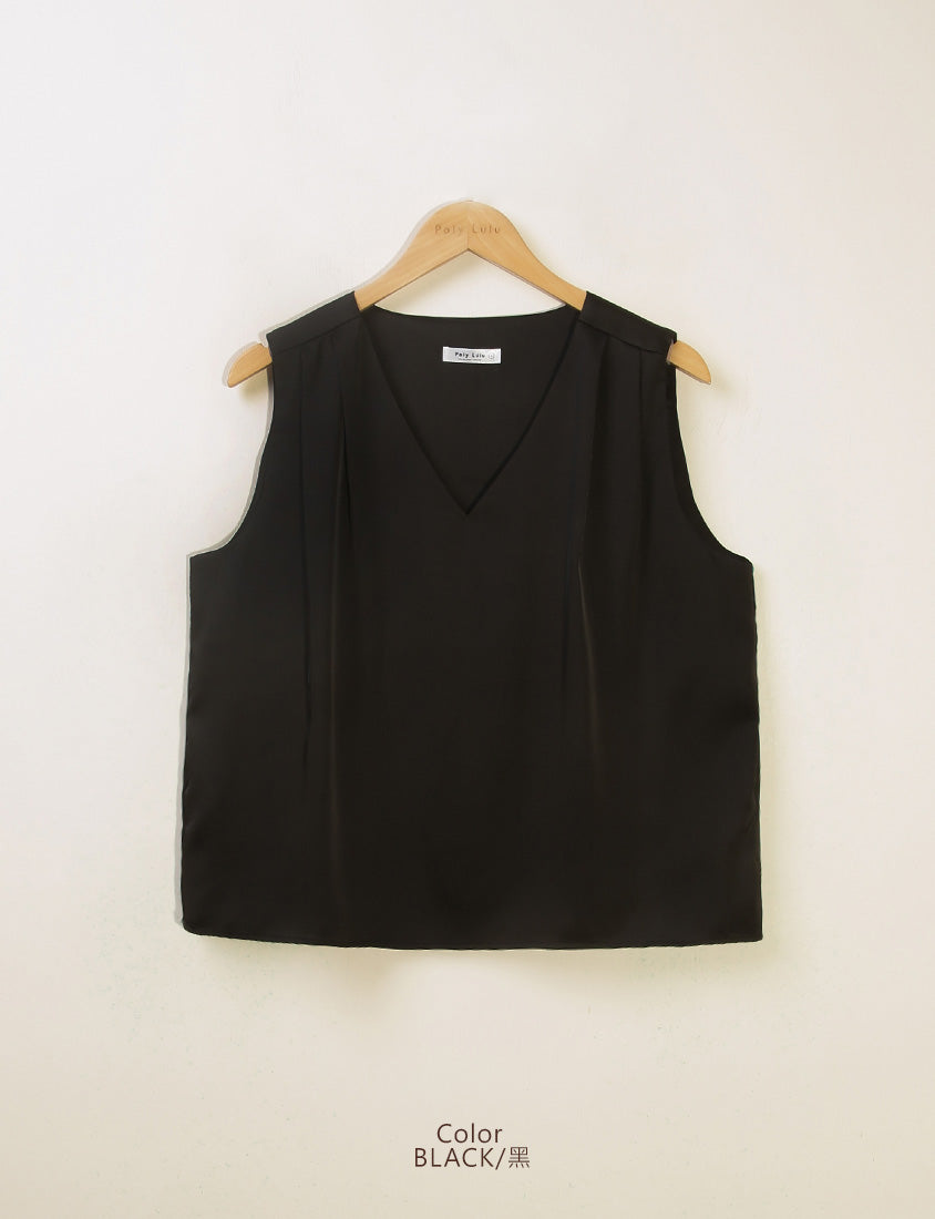 MISS. Subtle Sheen V-Neck Wide Strap Plus Size Pleated Tank