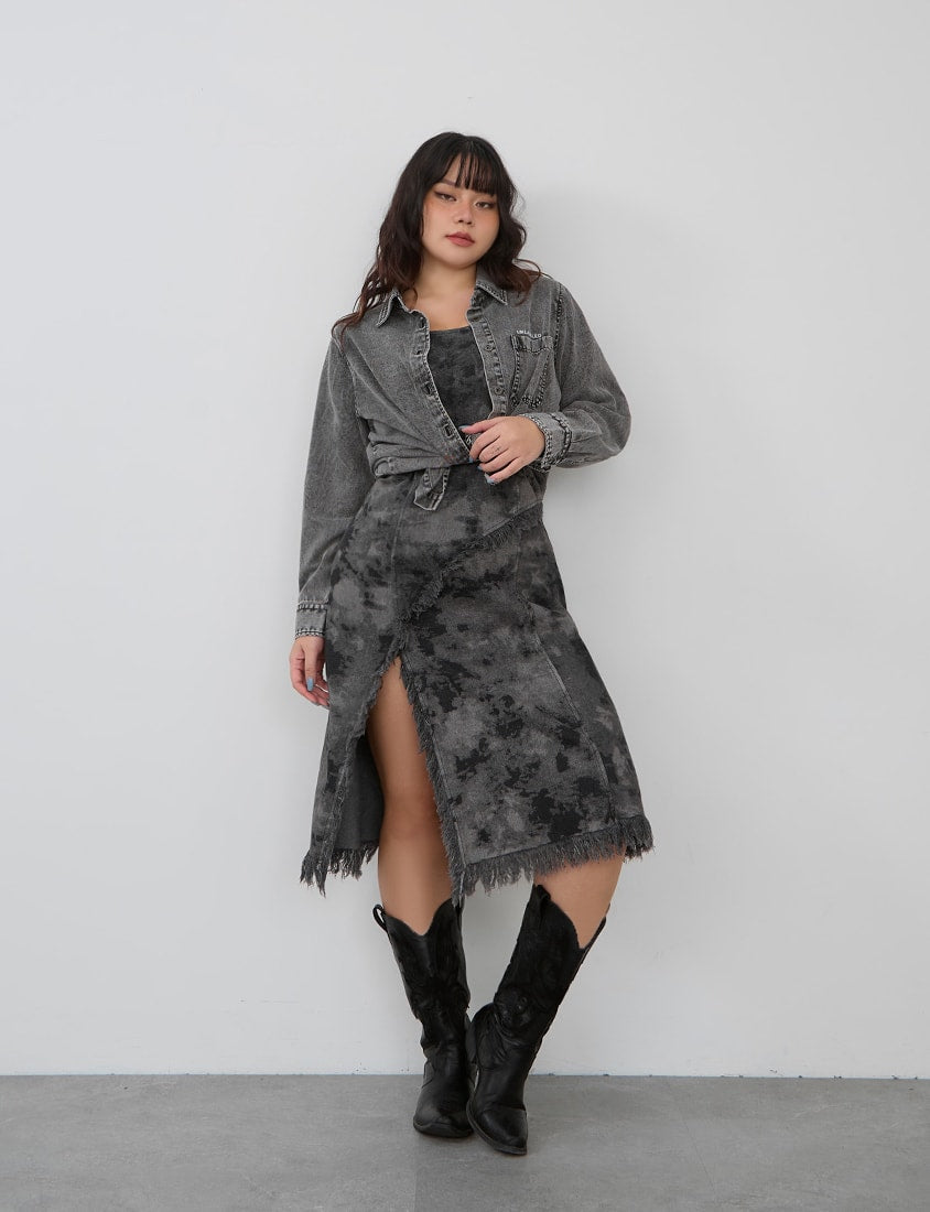 Washed Graphic Oversized Denim Plus Size Long Sleeve Shirt (Unisex)