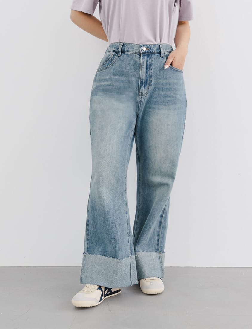 Bold Cuffed Plus Size Flare Jeans