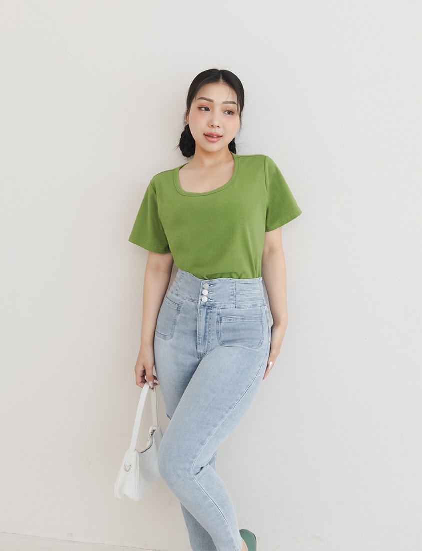 U-Neck Multicolor Plus Size Comfy Slim Tee