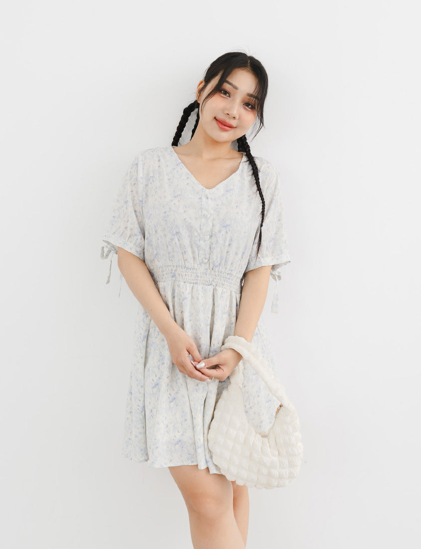 Heart Button Cuff Tie Plus Size Floral Mini Dress