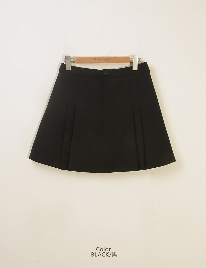MISS. Wrinkle-Resistant Pleated Suit Plus Size Tailored Mini Skirt (With Shorts)