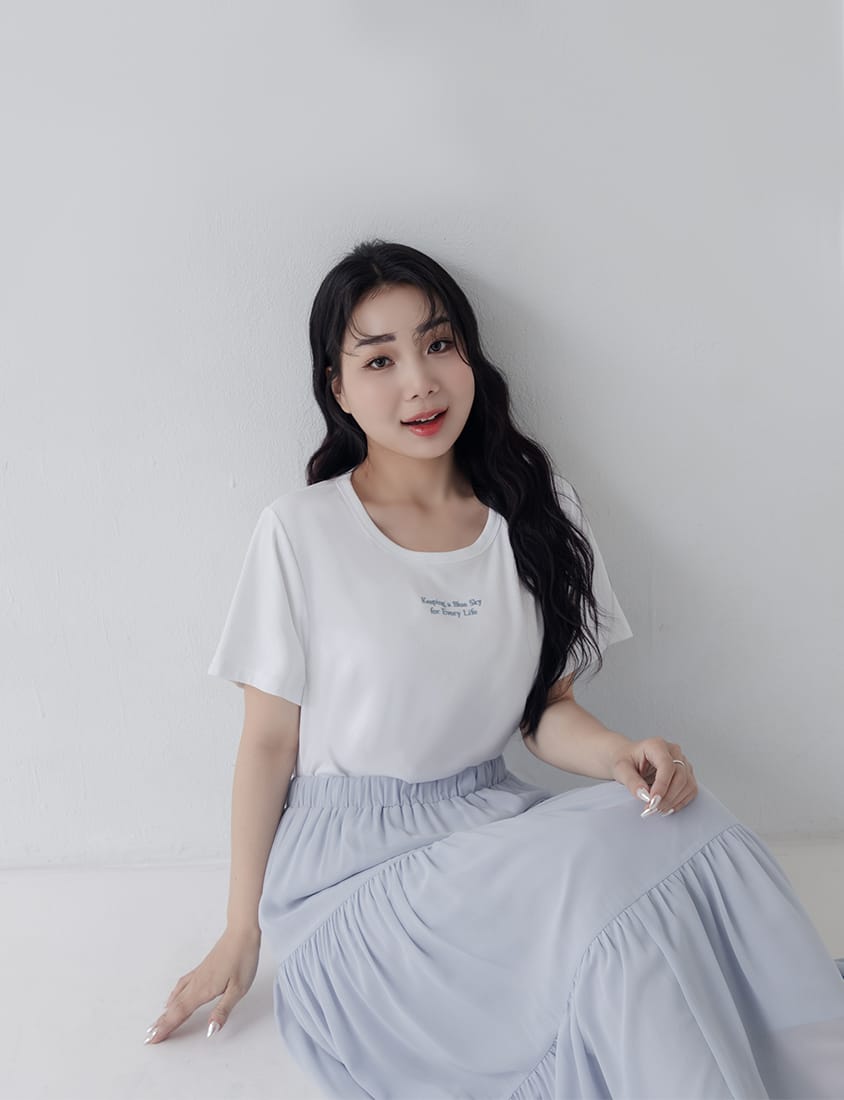 Mei-Mei Charity Slogan Plus Size Embroidered Tee