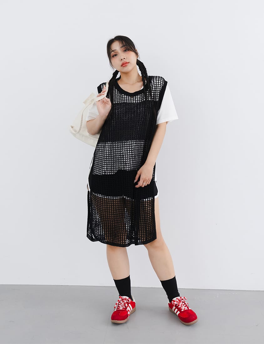 Cooling V-Neck Side Slit Plus Size Graphic Tee