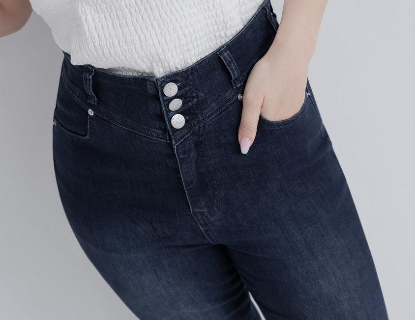 Cooling Tech Slim Fit Plus Size Jeans