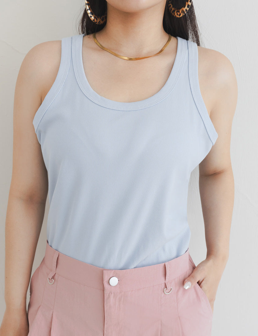 MUA! Summer Essential U-Neck Cut Out Plus Size Tank