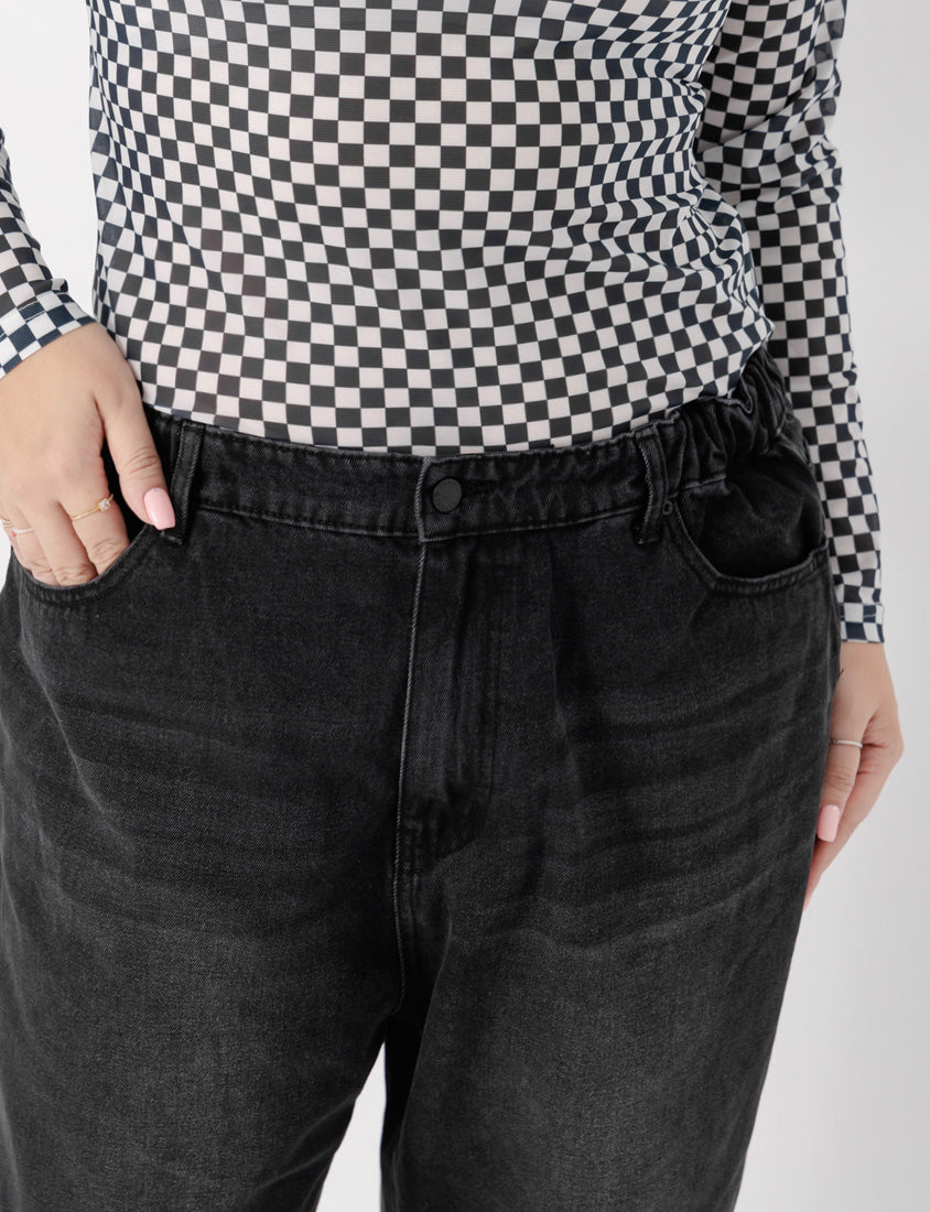 Standard Perfect Fit Plus Size Boyfriend Jeans