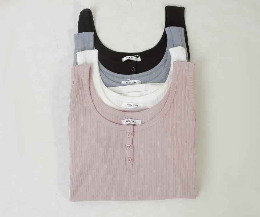 Basic U-Neck Ribbed Button Plus Size Tank Top