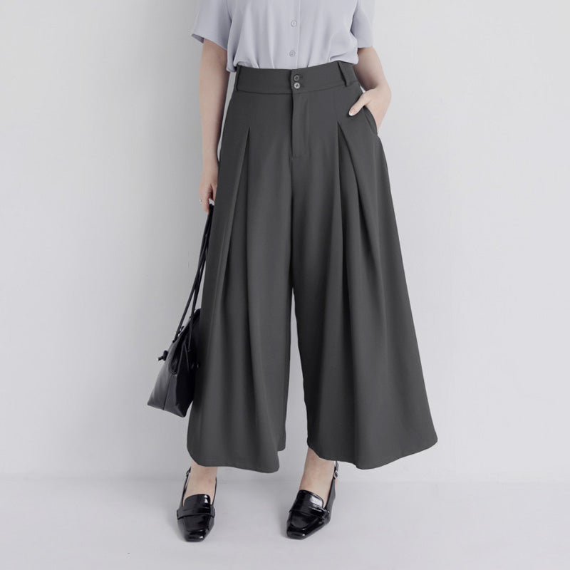 MISS. High Waist Pleated Tummy Flattering Plus Size Tailored Pants