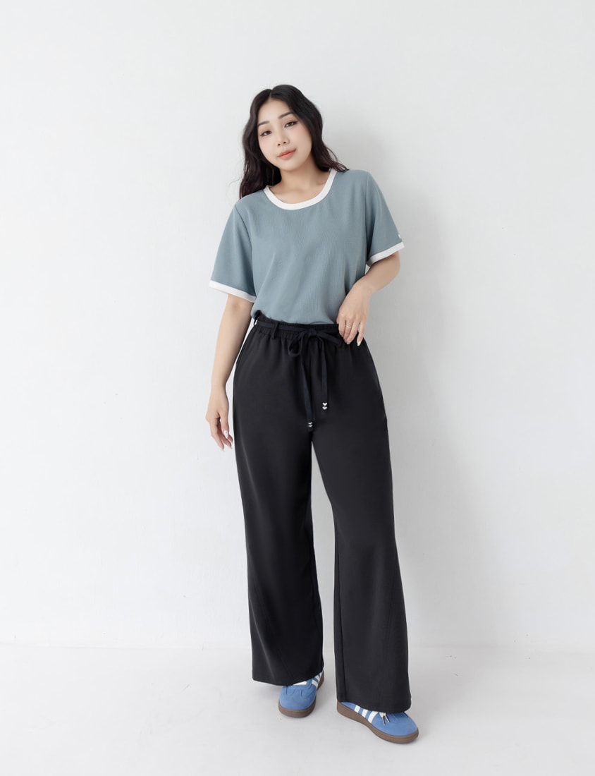 Colorblock Waffle Heart Embroidery Plus Size Top