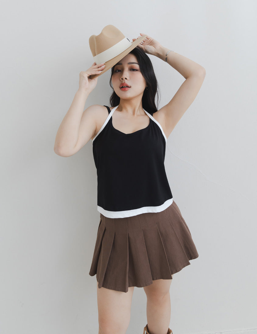 MUA! Chic Contrast Plus-Size Halter Neck Tank