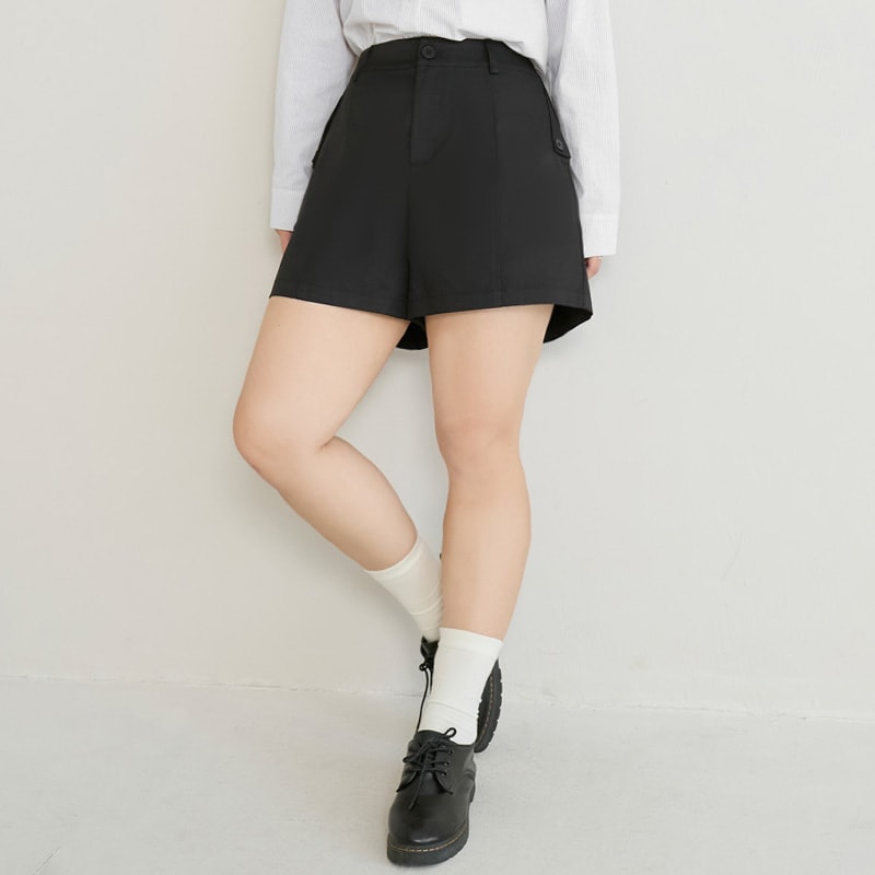 Utility Pockets Elastic Back Twill Plus Size Shorts