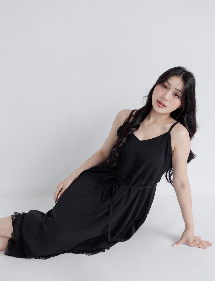 Elegant Layered Lace Tie Plus Size Dress