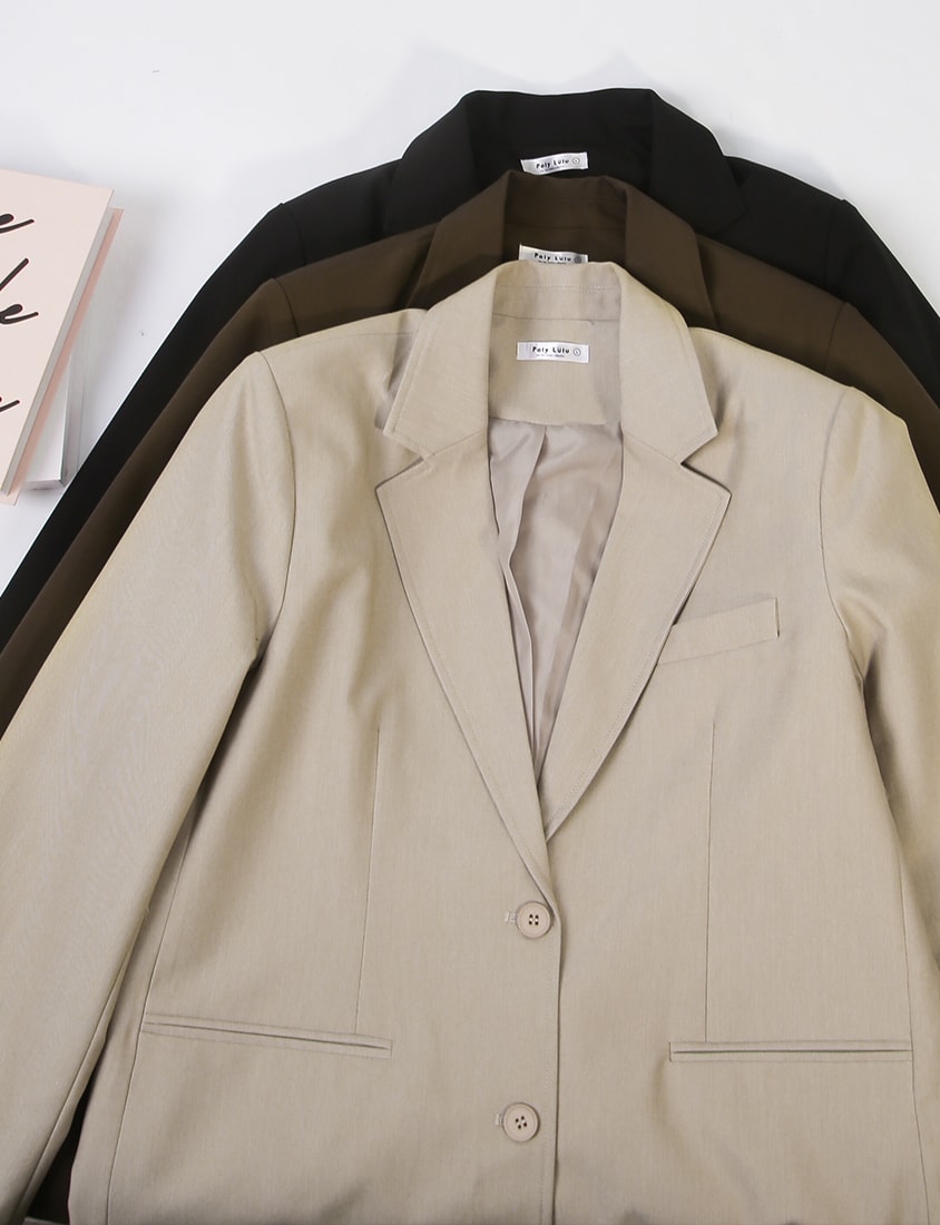 Minimal Versatile Plus Size Tailored Blazer