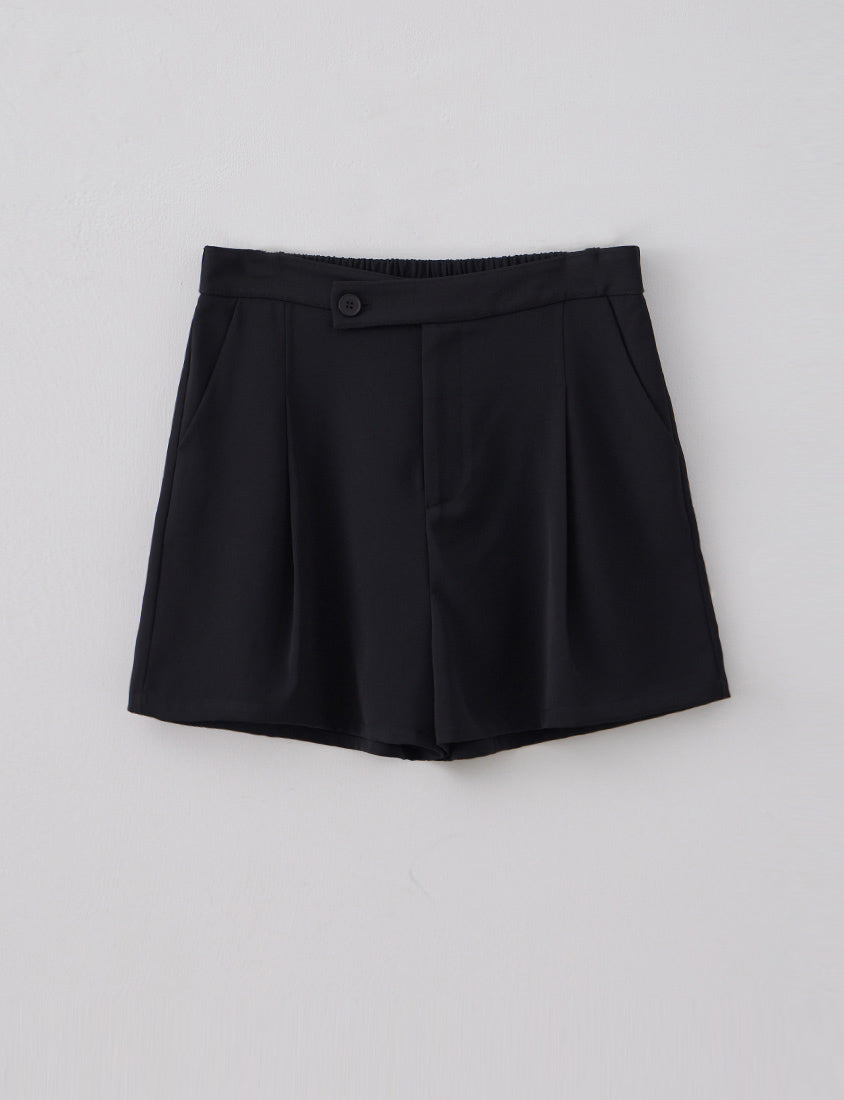 MORE U Asymmetric Wrinkle-Resistant Plus Size Shorts