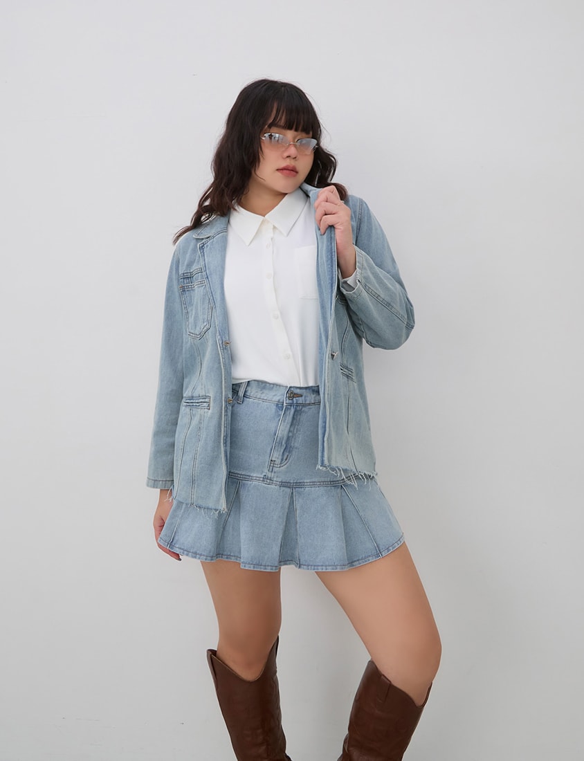 Vintage Washed Pleated Plus Size Denim Skort (With Pants)