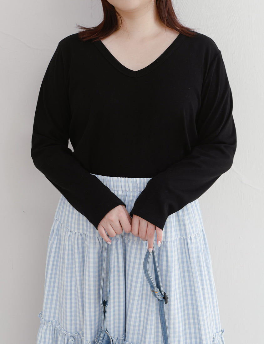 V-Neck Slim Fit Plus Size Long Sleeve Tee