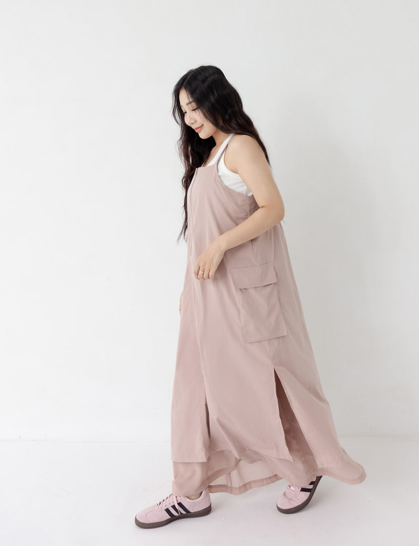 Multi-Layered Cargo Adjustable Strap Plus Size Maxi Dress