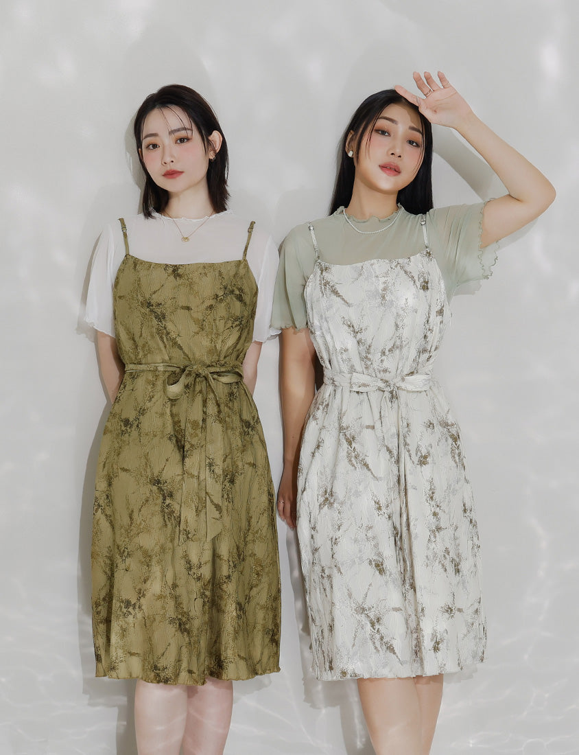 MISS. Sheer Wavy Edge Korean Style Plus Size Short Sleeve Top