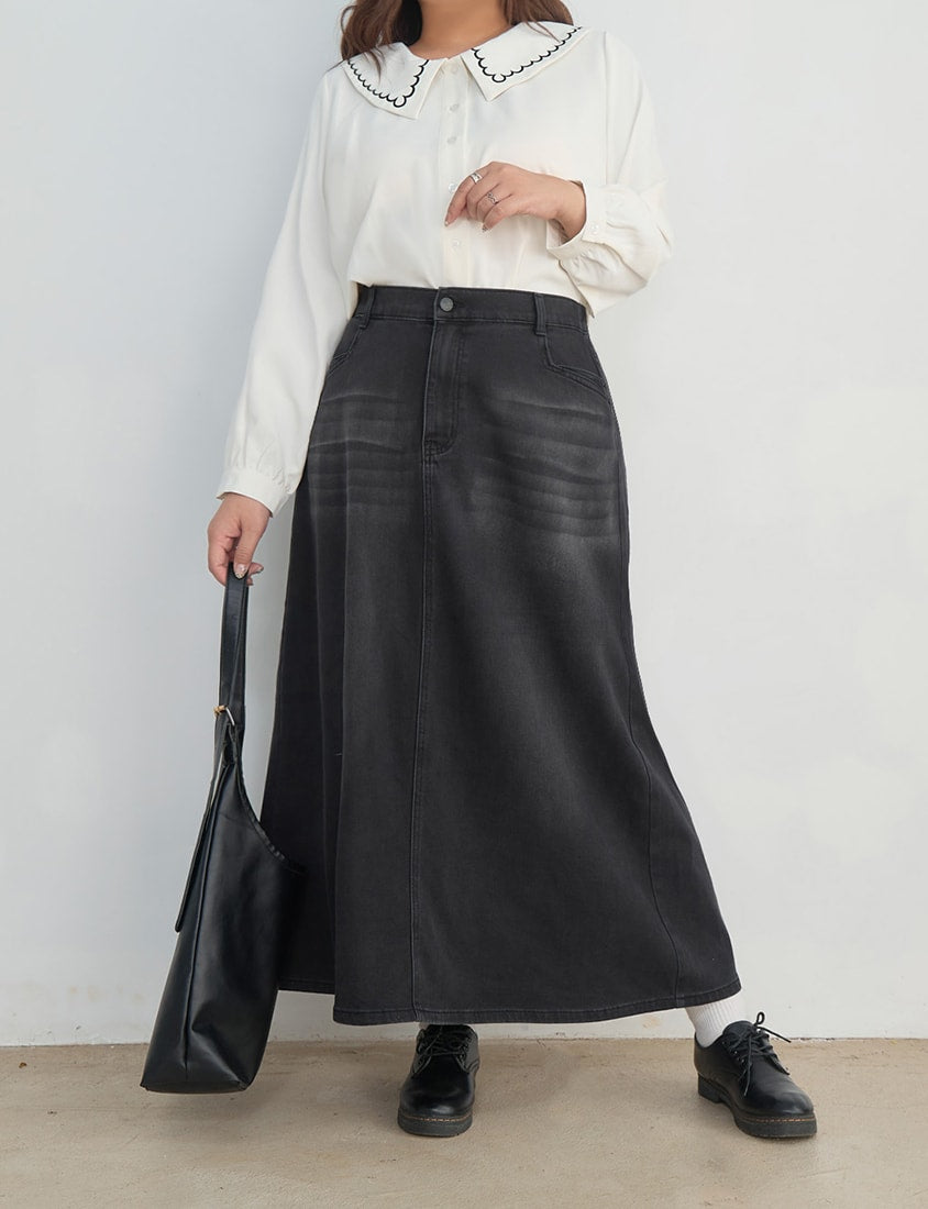 Apple-Shaped Friendly! Perfect Fit Back Slit Plus Size Denim Maxi Skirt