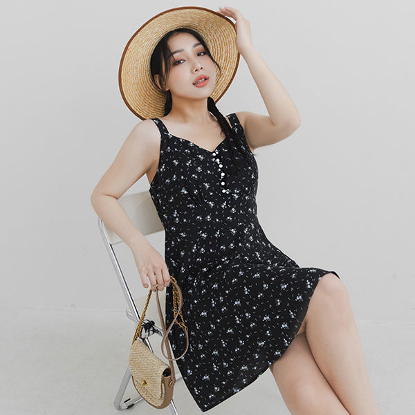 Adjustable Pearl Button Floral Plus-Size Mini Dress