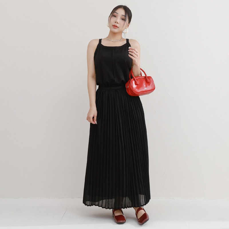 MISS. Elegant Fine-Pleated Double Layer Sheer Plus Size Maxi Skirt