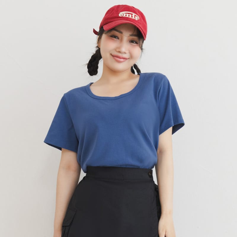 U-Neck Multicolor Plus Size Comfy Slim Tee