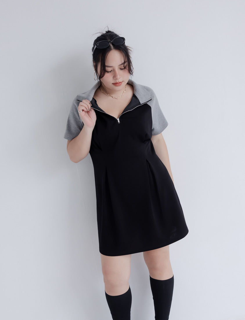 MUA! Space Cotton Color-Block Stand Collar Plus Size Short Sleeve Mini Dress