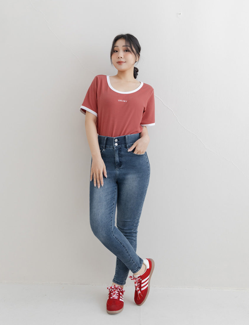 CREAMY Embroidered Color-Block Plus Size Tee