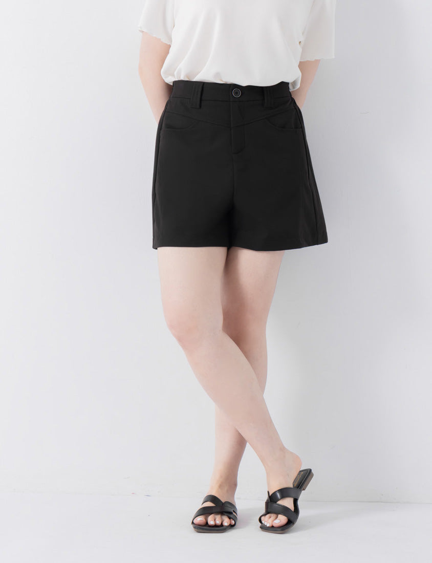 Tailored Seam Slim Fit Plus Size Shorts
