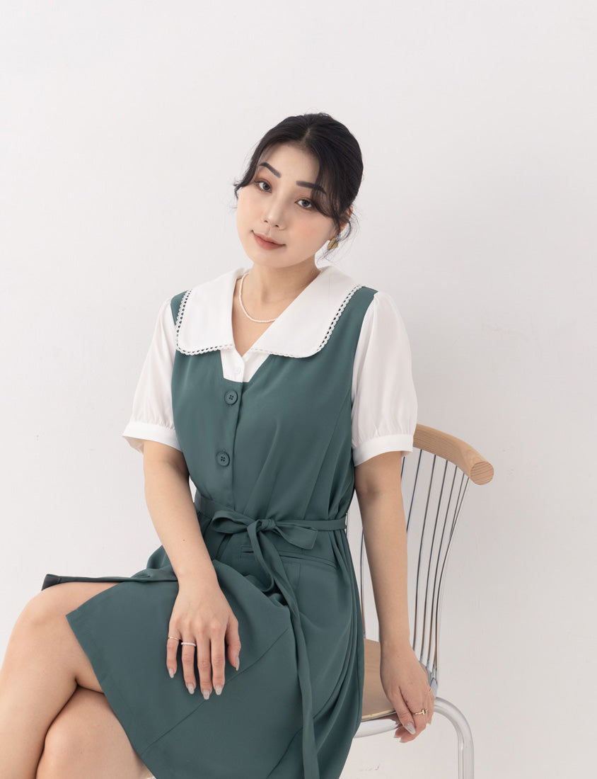 MISS. Elegant Lace Collar Plus Size Puff Sleeve Dress (With Waist Tie)