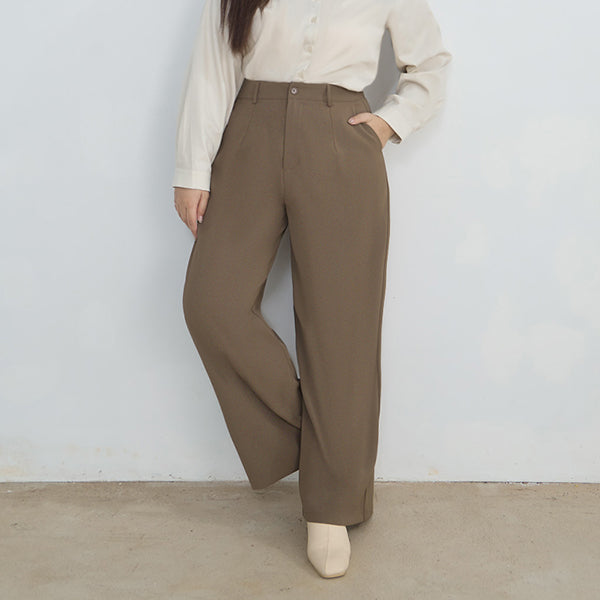 MISS. Apple-Shaped Friendly! Perfect Fit Wrinkle Resistant Straight Cut Trousers