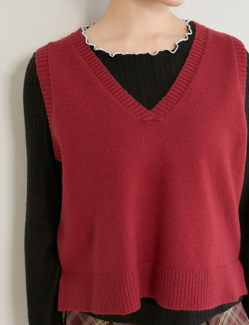 Versatile Multicolor V-Neck Cropped Plus Size Knit Vest