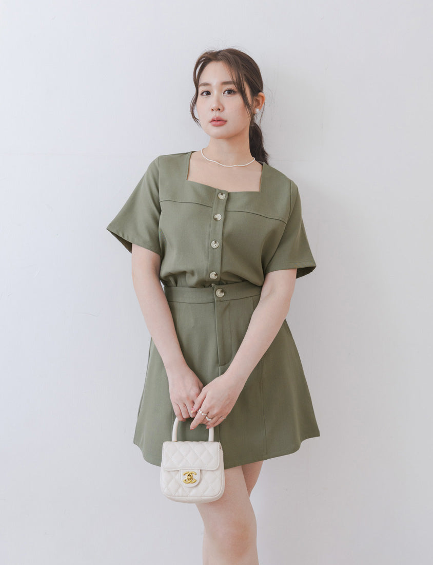 MISS. Korean Contrast Stitch Twill Back-Elastic Plus Size Mini Skirt