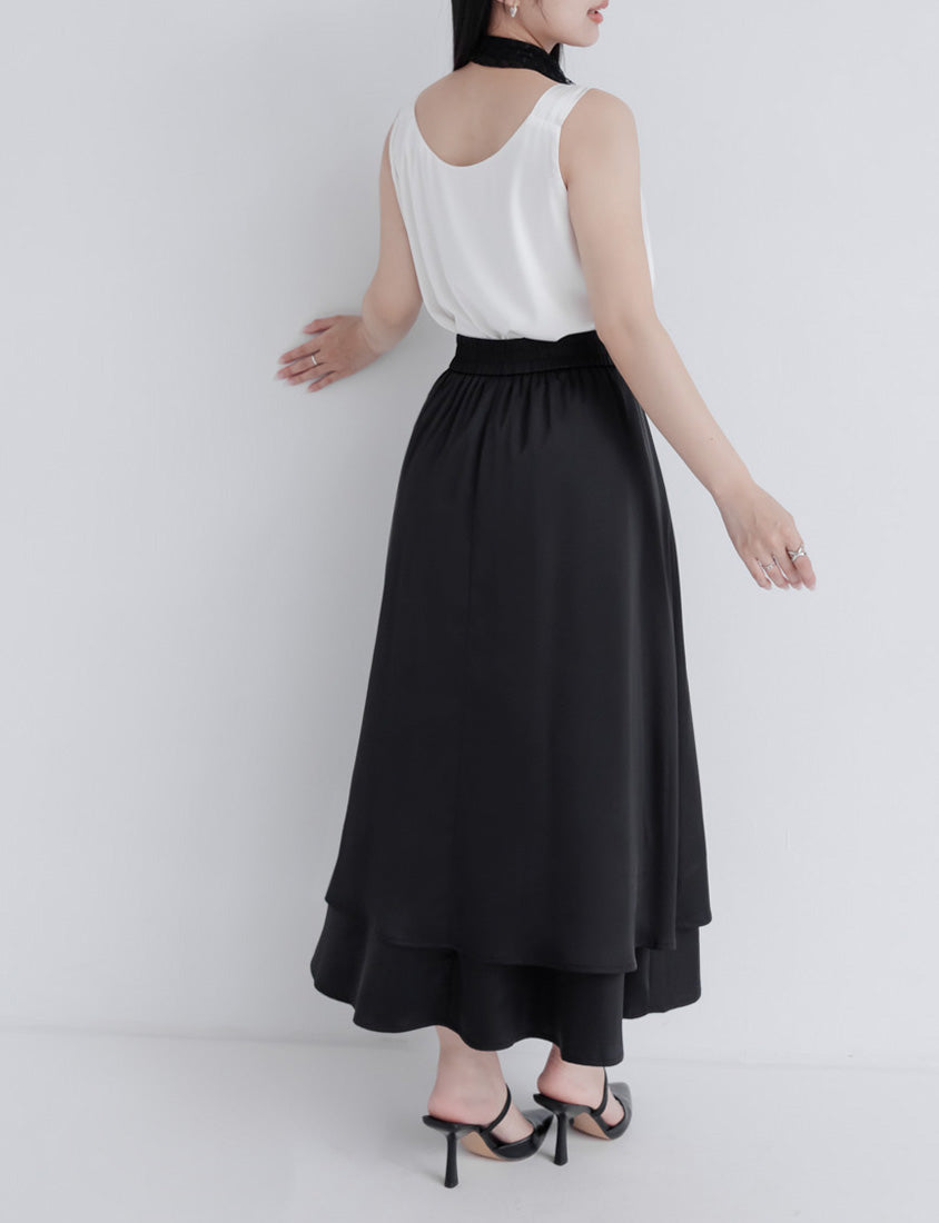 MISS. Fairy Double Layered Back Elastic Glossy Plus Size Maxi Skirt