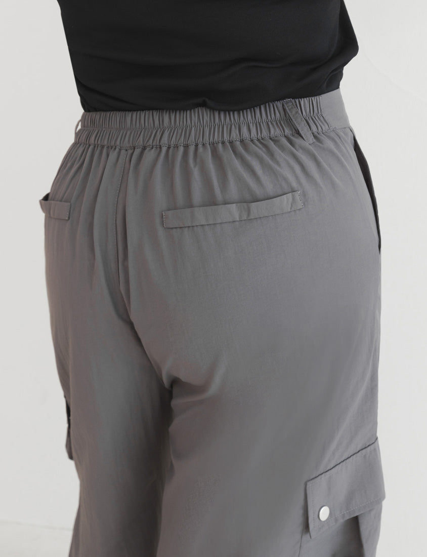 MUA! Edgy Pleated Back Elastic Nylon Plus Size Cargo Pants